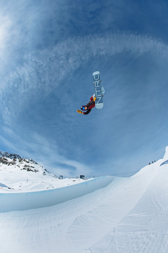 Boom - Nearly inverted Method? WTF ... © Filip Zuan from Corvatsch